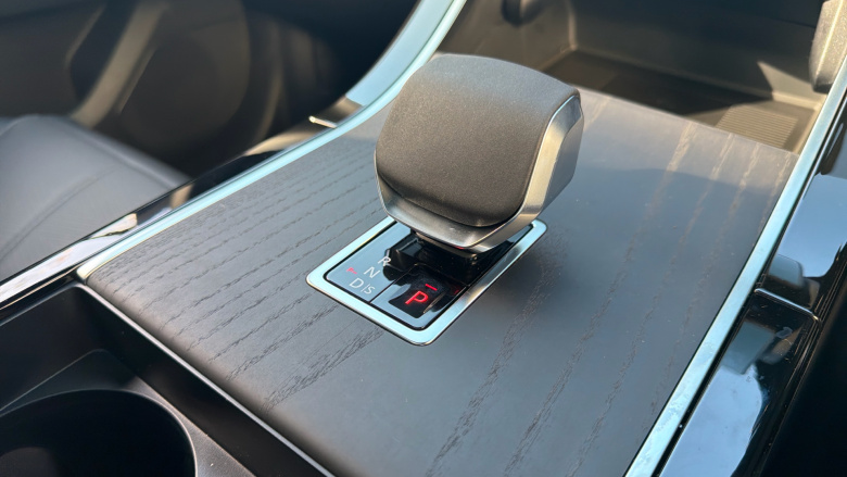 Land Rover Range Rover Velar 2.0 D200 MHEV Autobiography 5dr Auto [Revised] Diesel Estate